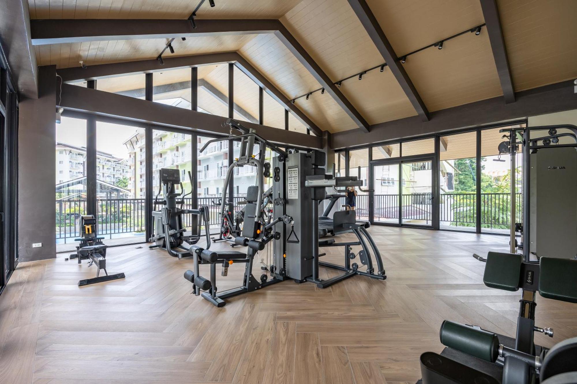 Ferienwohnung Amani 133,3 Minutes To Airport,With Gym & Pool,Fast Wi-Fi, Free Netflix Lapu-Lapu City Exterior foto